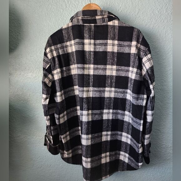 Members mark plaid shacket new with tags - Picture 5 of 11